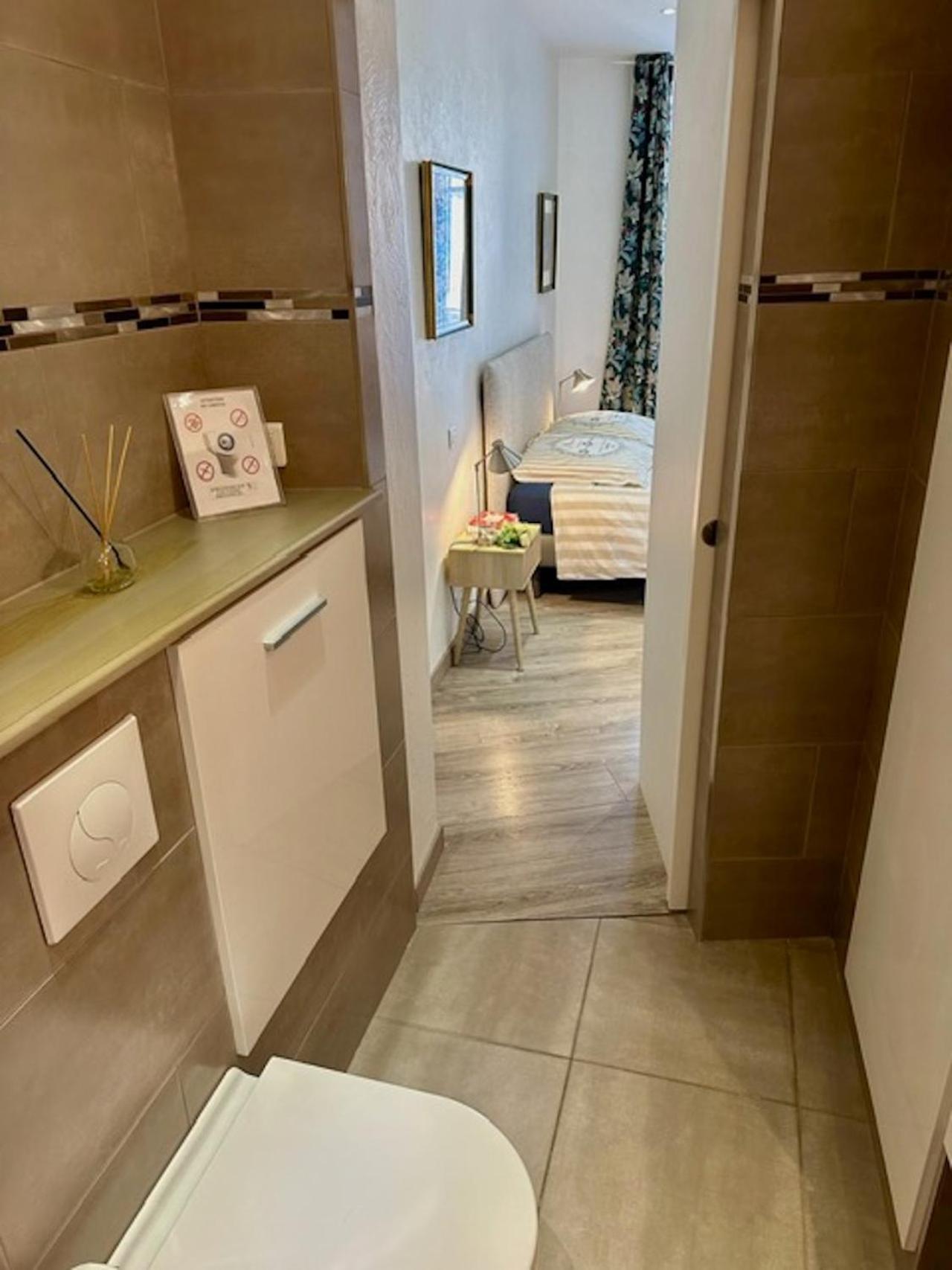 Sublime, Modern, Balconies, A/c, Refurbished Appartement *